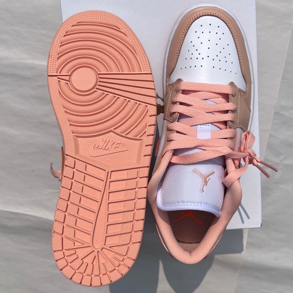 Air Jordan Low WMNs RARE AUTHENTIC SunsetHaze  S8 BNIB never worn - Picture 8 of 11